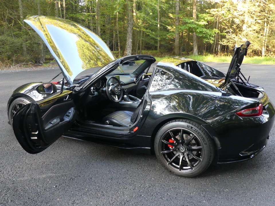 2017 Mazda ND MX-5 Miata - Image 21 of 26