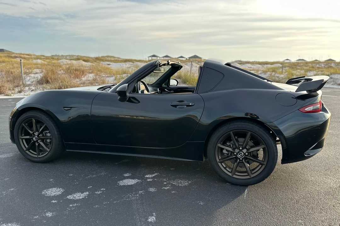 2017 Mazda ND MX-5 Miata - Image 3 of 31