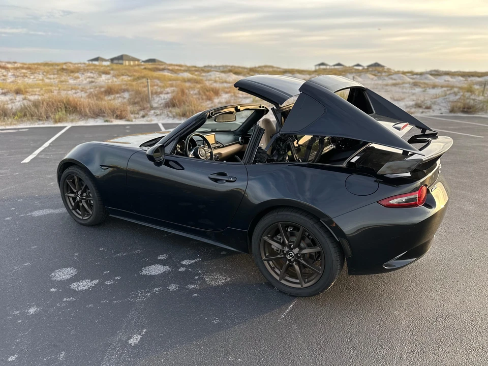 2017 Mazda ND MX-5 Miata - Image 21 of 31
