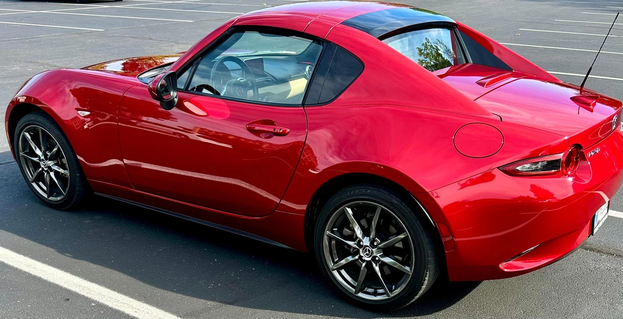 2017 Mazda ND MX-5 Miata - Image 9 of 31