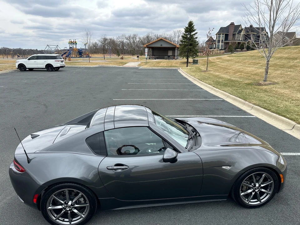 2017 Mazda ND MX-5 Miata - Image 17 of 31