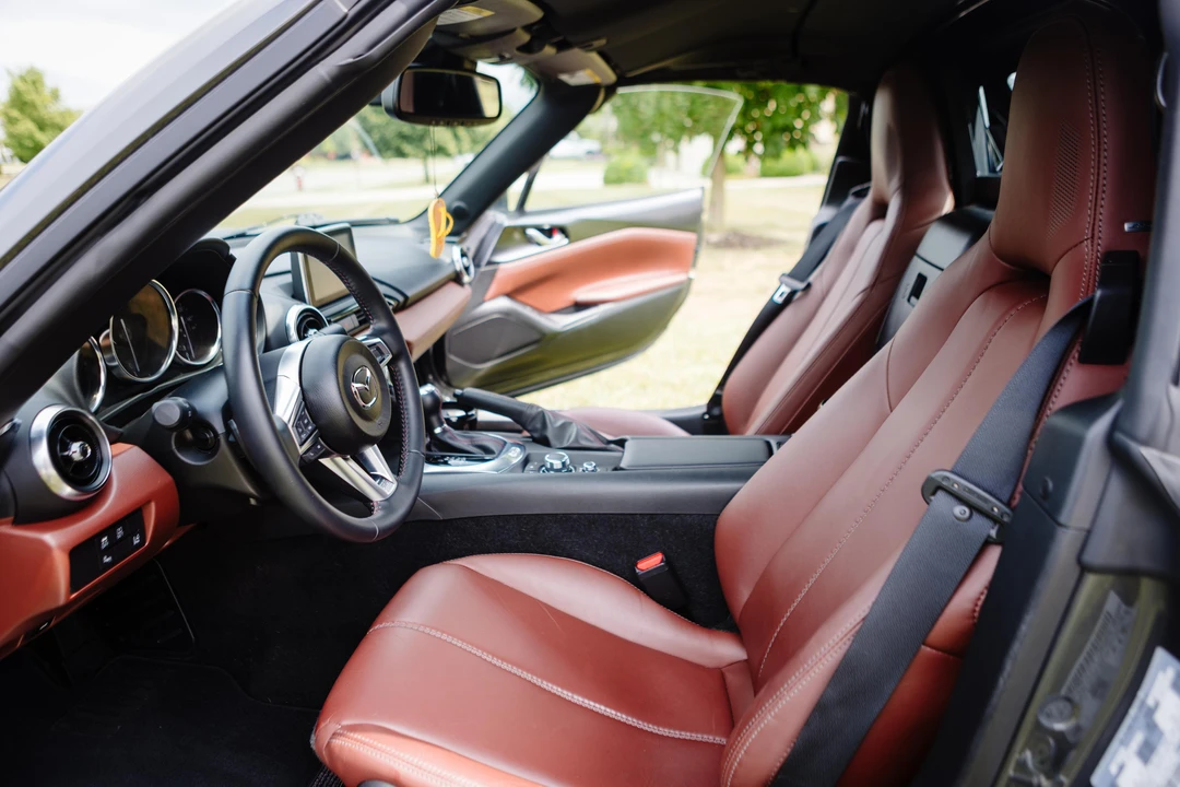 2017 Mazda ND MX-5 Miata - Image 27 of 31