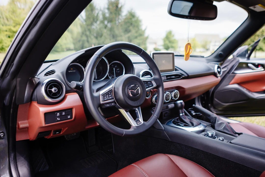 2017 Mazda ND MX-5 Miata - Image 26 of 31