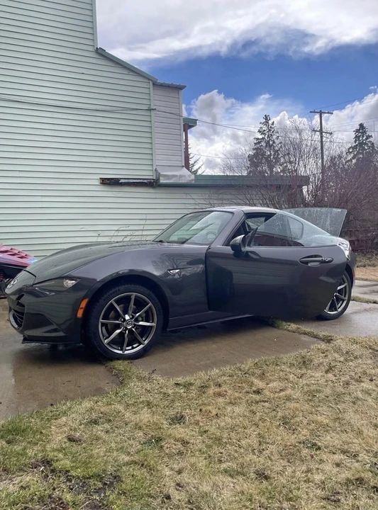 2017 Mazda ND MX-5 Miata - Image 2 of 19