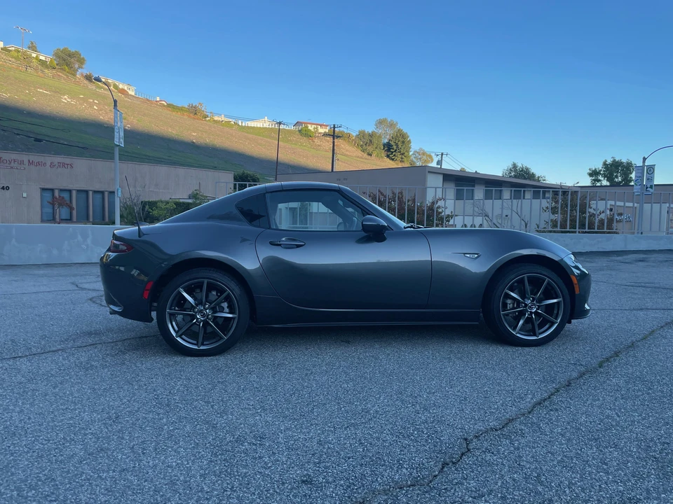 2017 Mazda ND MX-5 Miata - Image 22 of 31