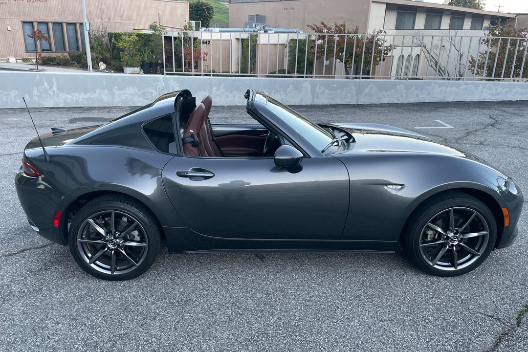 2017 Mazda ND MX-5 Miata - Image 3 of 31