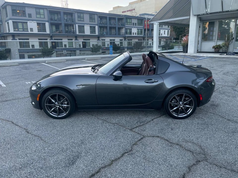 2017 Mazda ND MX-5 Miata - Image 9 of 31