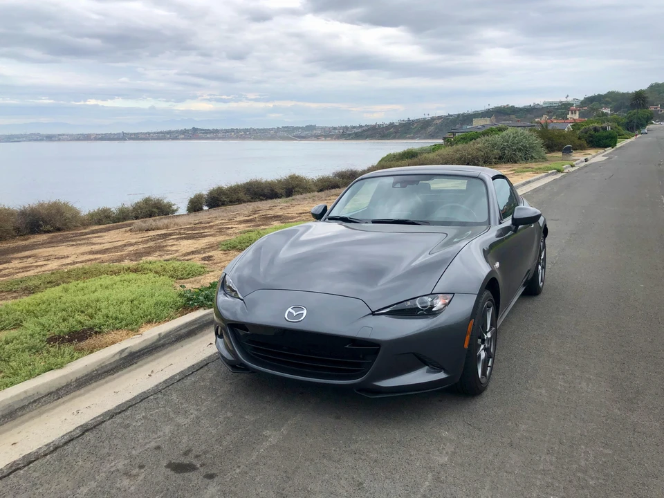 2017 Mazda ND MX-5 Miata - Image 17 of 31