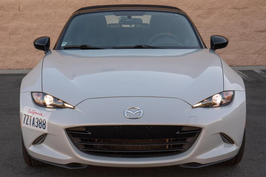 2017 Mazda ND MX-5 Miata - Image 2 of 31