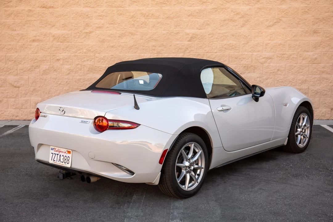 2017 Mazda ND MX-5 Miata - Image 11 of 31