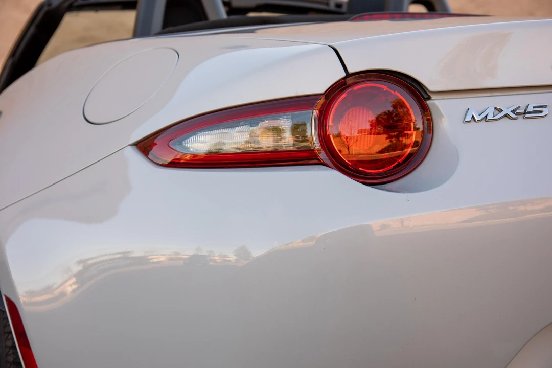 2017 Mazda ND MX-5 Miata - Image 24 of 31