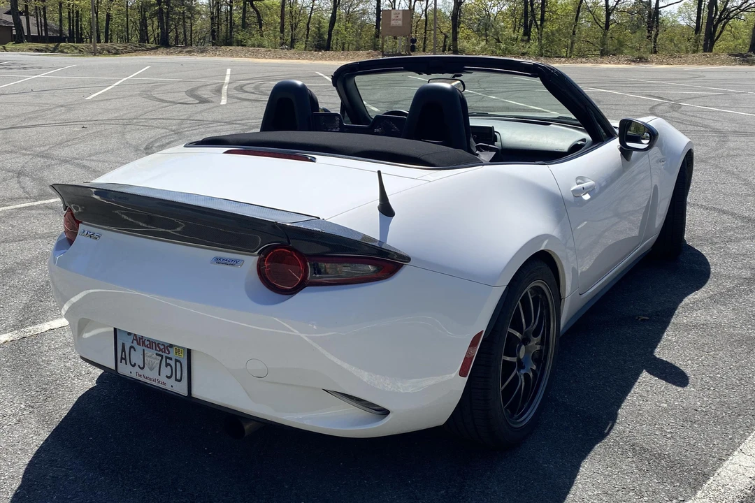 2017 Mazda ND MX-5 Miata - Image 4 of 31