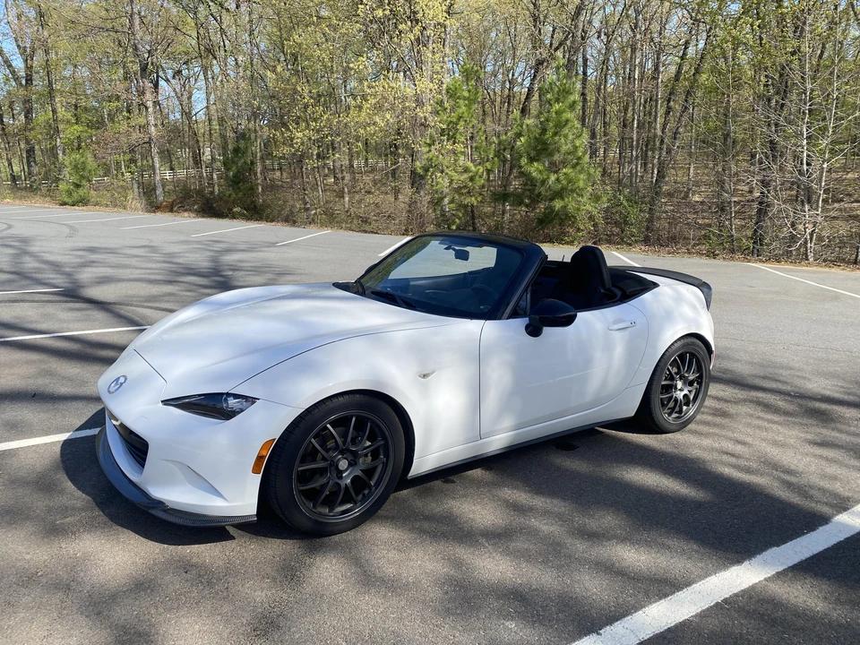 2017 Mazda ND MX-5 Miata - Image 10 of 31
