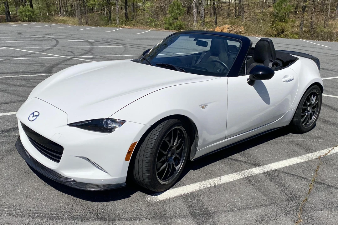 2017 Mazda ND MX-5 Miata - Image 11 of 31