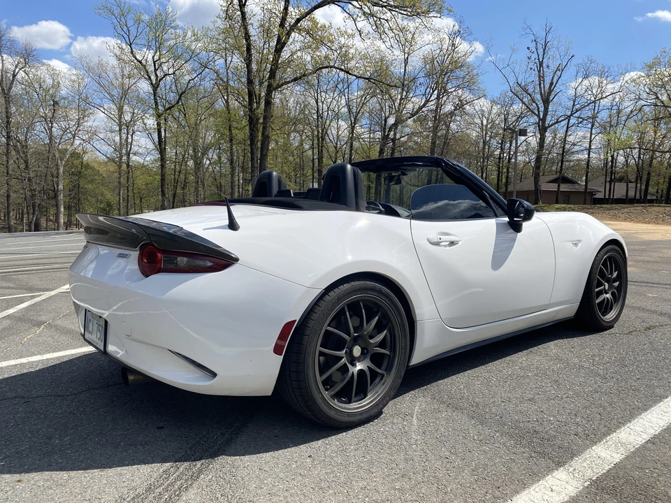 2017 Mazda ND MX-5 Miata - Image 16 of 31