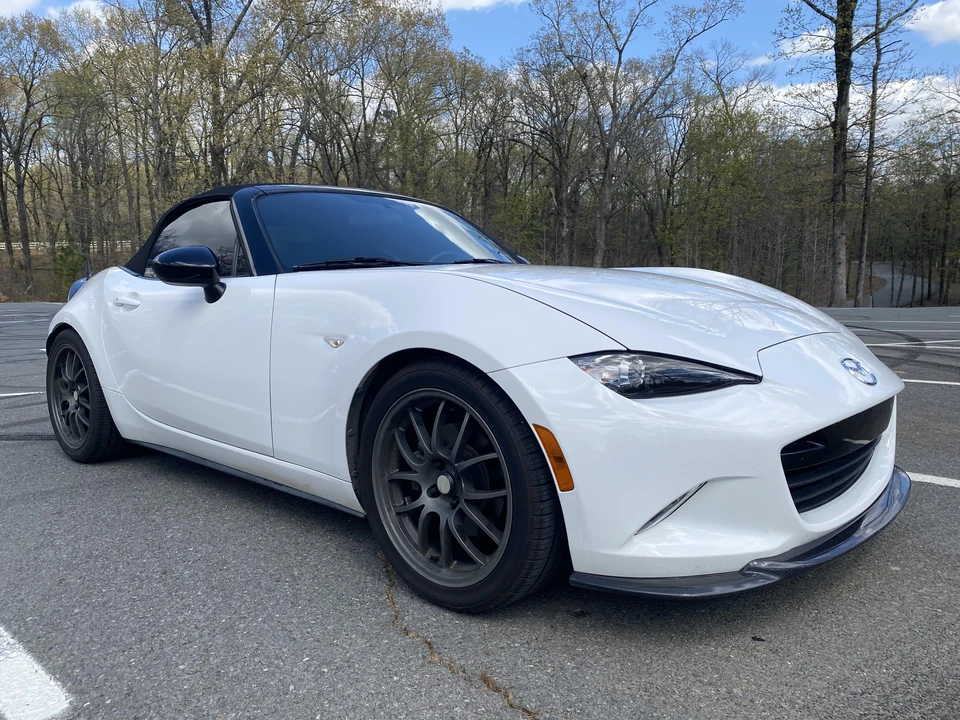 2017 Mazda ND MX-5 Miata - Image 22 of 31