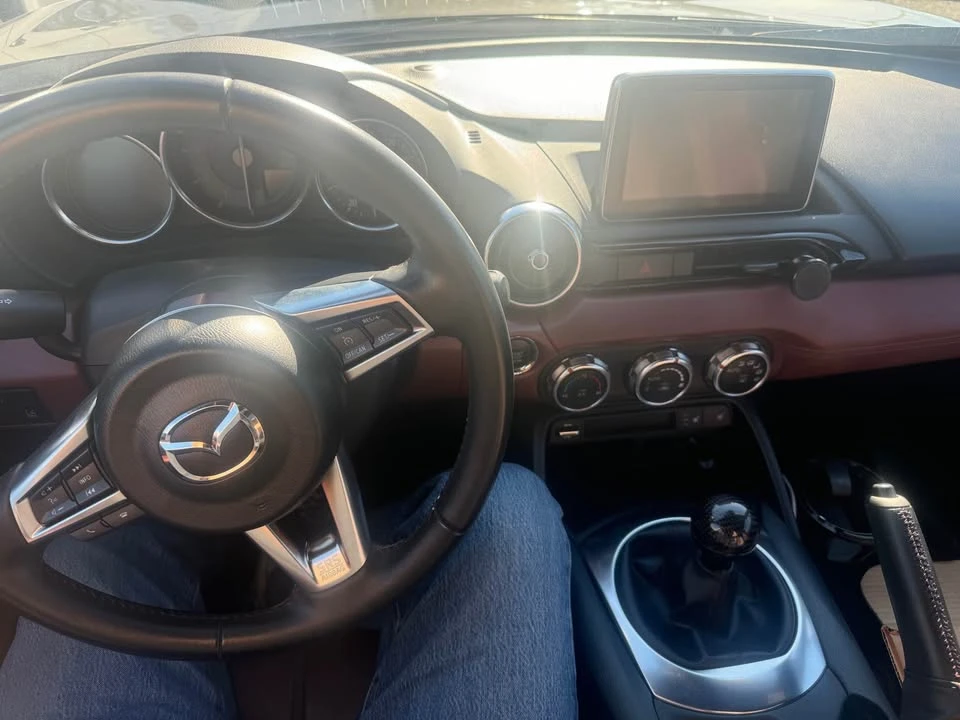 2017 Mazda ND MX-5 Miata - Image 4 of 8