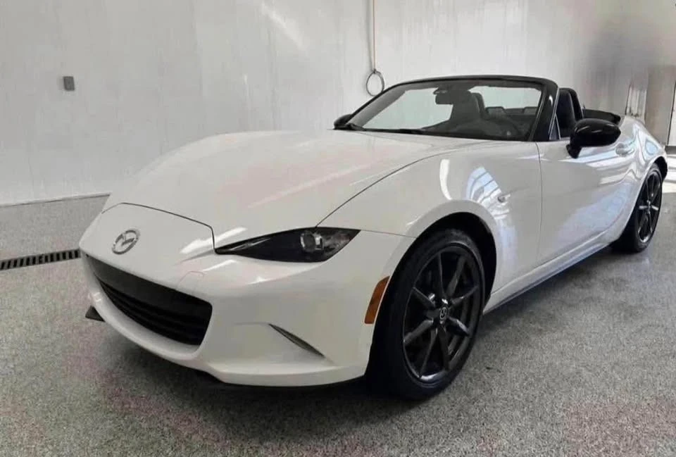 2017 Mazda ND MX-5 Miata - Image 2 of 19