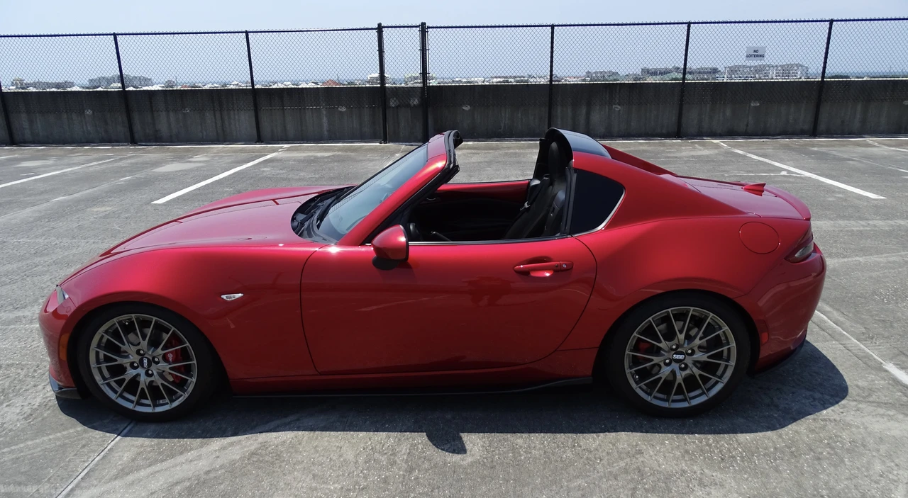 2017 Mazda ND MX-5 Miata - Image 21 of 31
