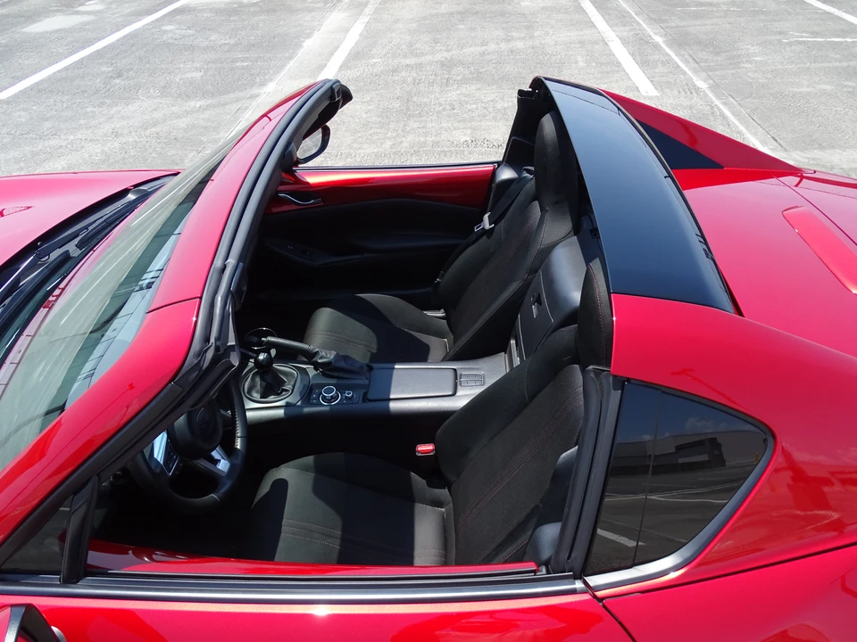 2017 Mazda ND MX-5 Miata - Image 26 of 31