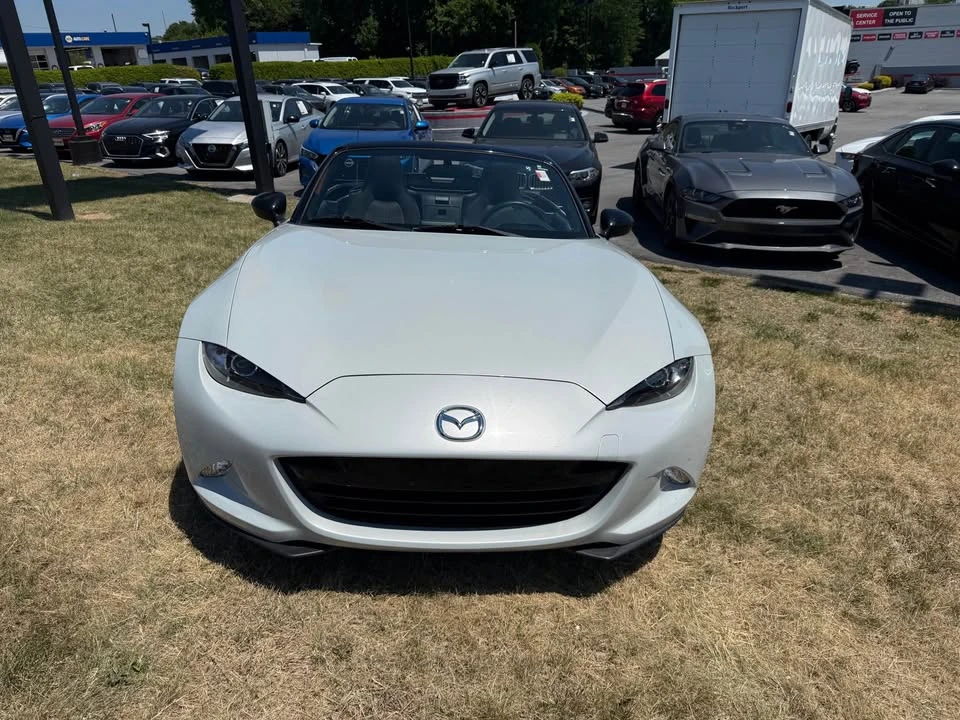 2017 Mazda ND MX-5 Miata - Image 3 of 4