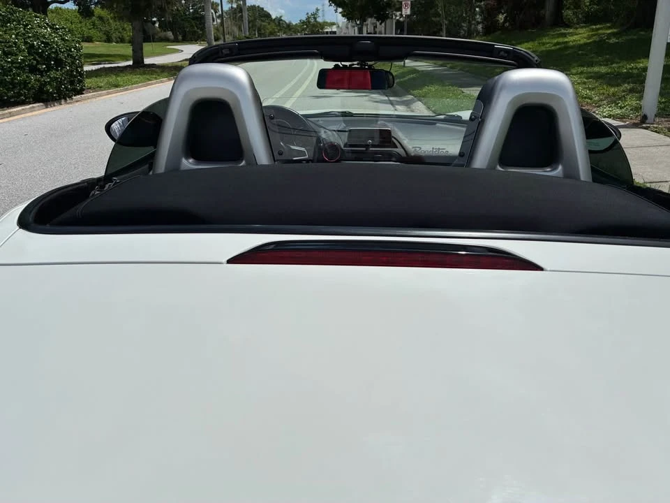 2017 Mazda ND MX-5 Miata - Image 17 of 20