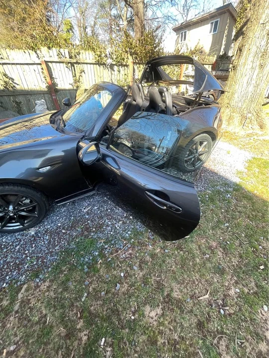 2017 Mazda ND MX-5 Miata - Image 2 of 5