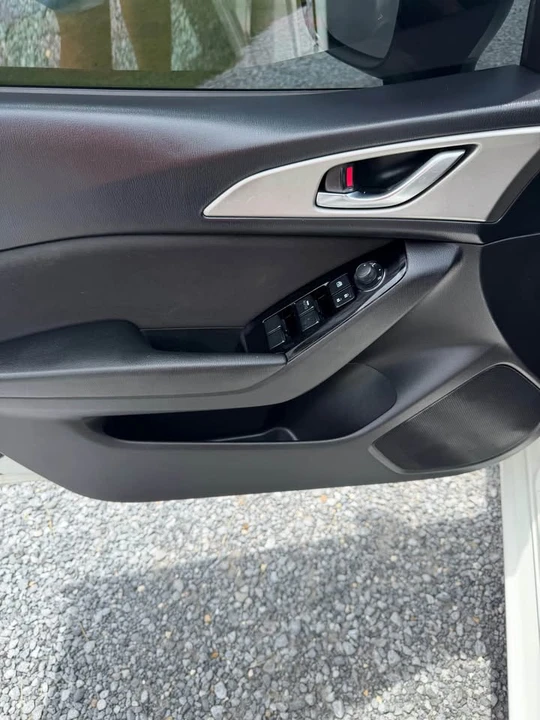 2017 Mazda Mazda 3 3rd Gen - Image 9 of 18
