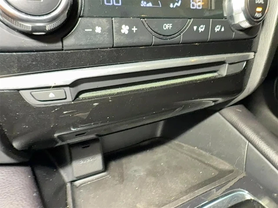 2017 Mazda Mazda 6 3rd Gen - Image 27 of 31