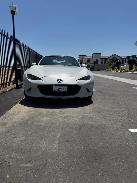 2017 Mazda ND MX-5 Miata - Image 6 of 10