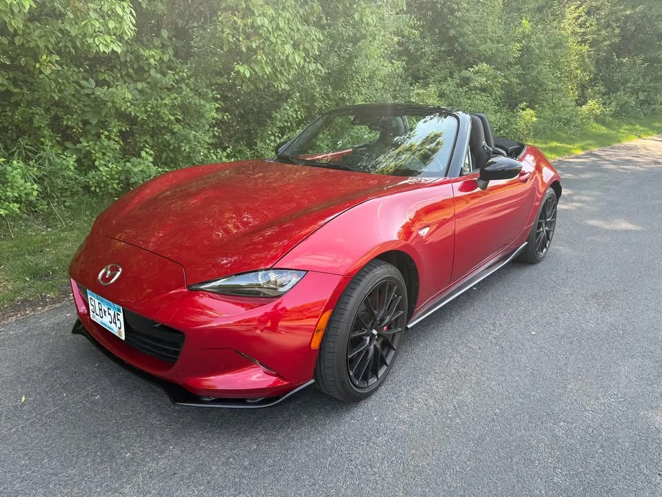 2017 Mazda ND MX-5 Miata - Image 9 of 11