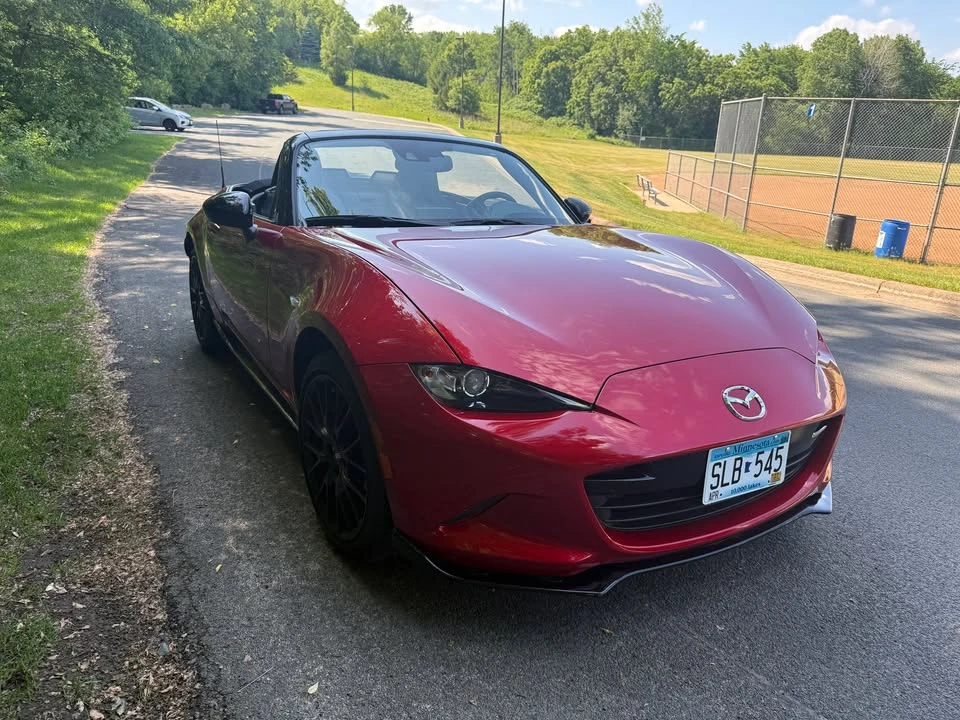 2017 Mazda ND MX-5 Miata - Image 10 of 11