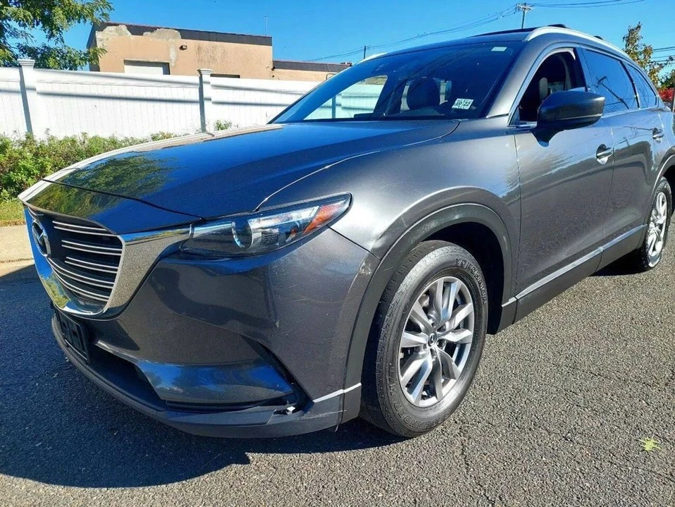 2017 Mazda CX-9 - Image 2 of 18
