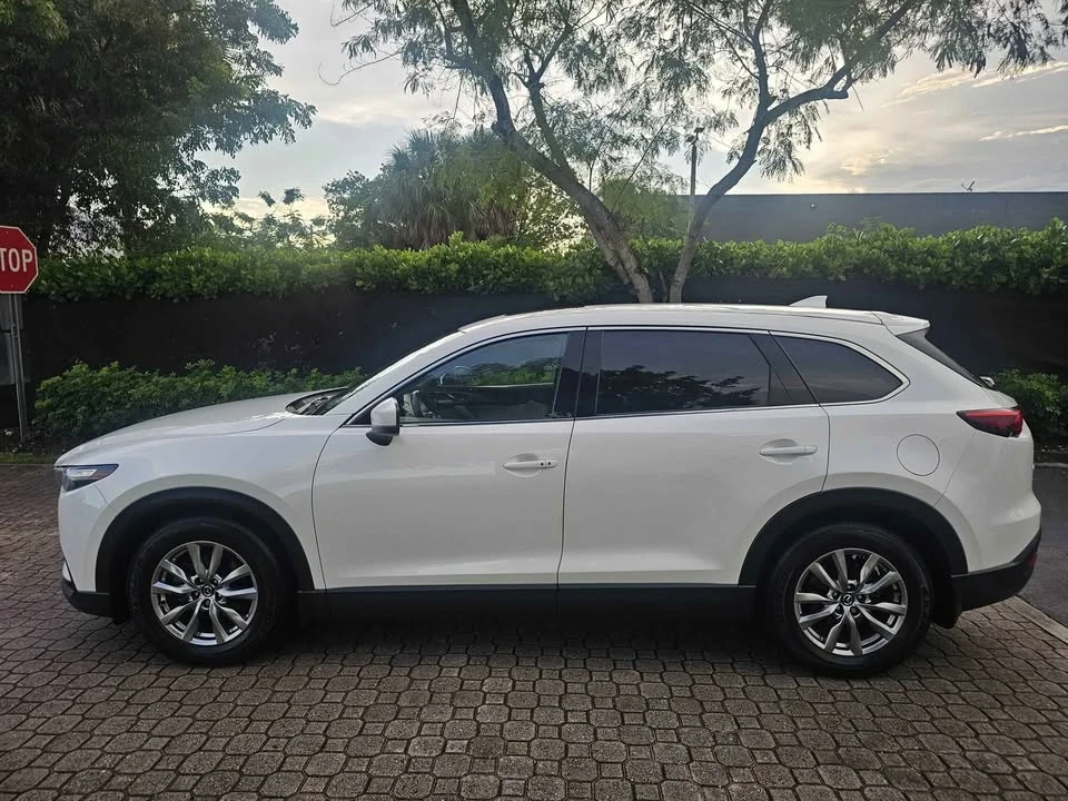 2017 Mazda CX-9 - Image 2 of 14