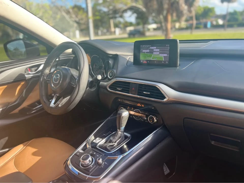 2017 Mazda CX-9 - Image 8 of 18