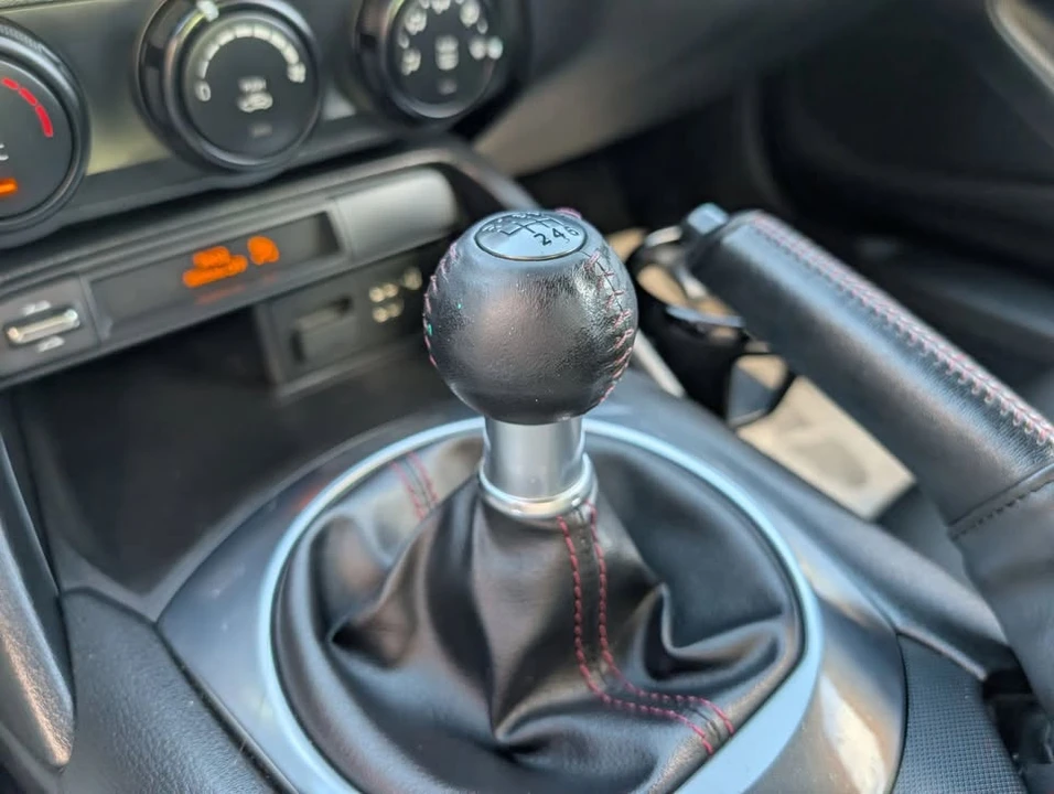 2017 Mazda ND MX-5 Miata - Image 14 of 17