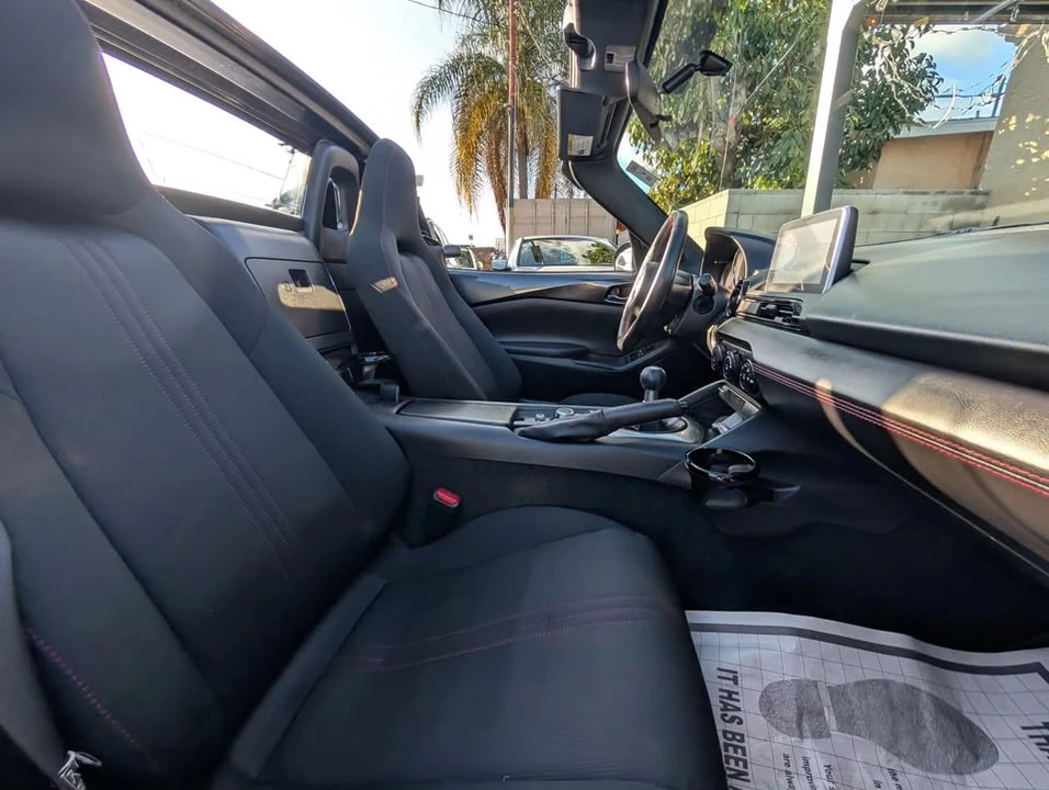 2017 Mazda ND MX-5 Miata - Image 12 of 17