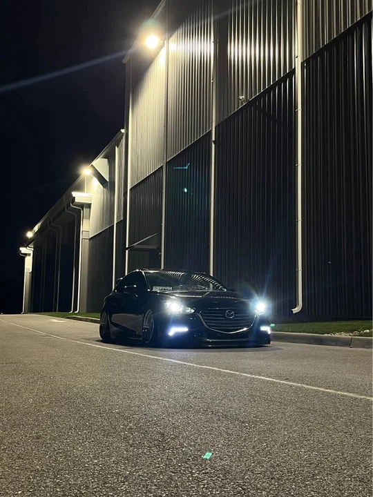 2017 Mazda Mazda 3 3rd Gen - Image 4 of 5