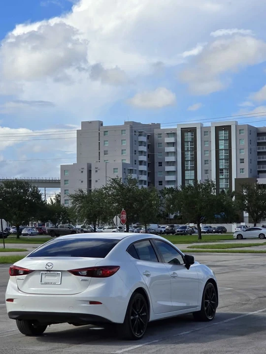 2017 Mazda Mazda 3 3rd Gen - Image 5 of 18