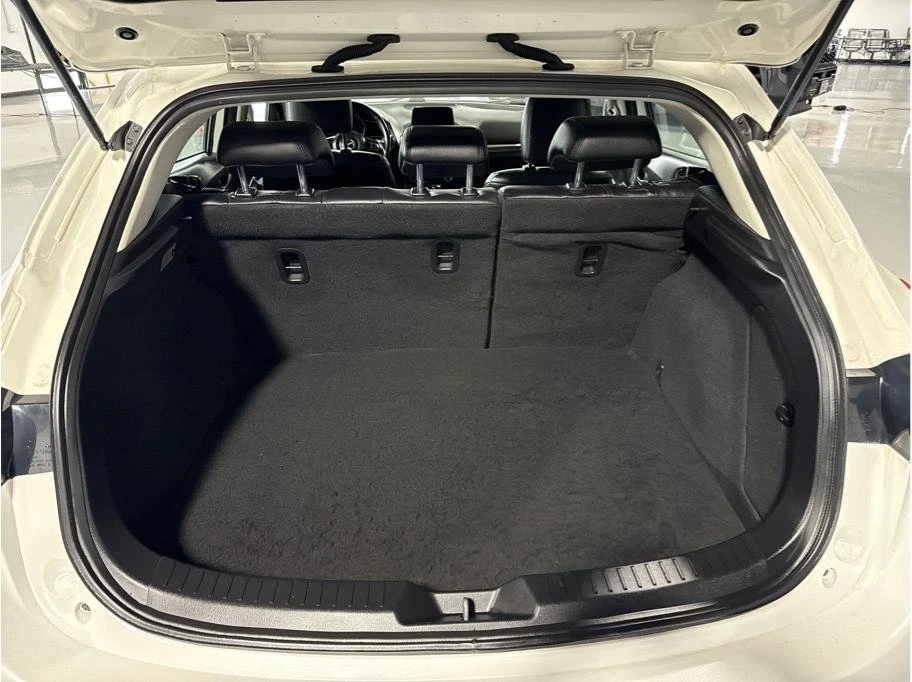 2017 Mazda Mazda 3 3rd Gen - Image 9 of 17