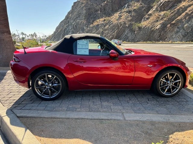 2017 Mazda ND MX-5 Miata - Image 3 of 4
