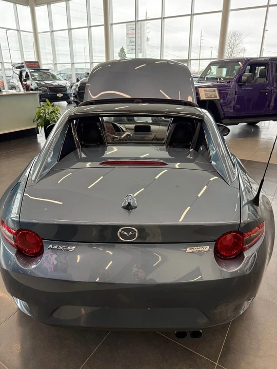 2017 Mazda ND MX-5 Miata - Image 17 of 18