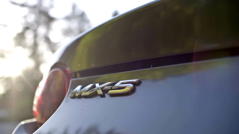 2017 Mazda ND MX-5 Miata - Image 8 of 12
