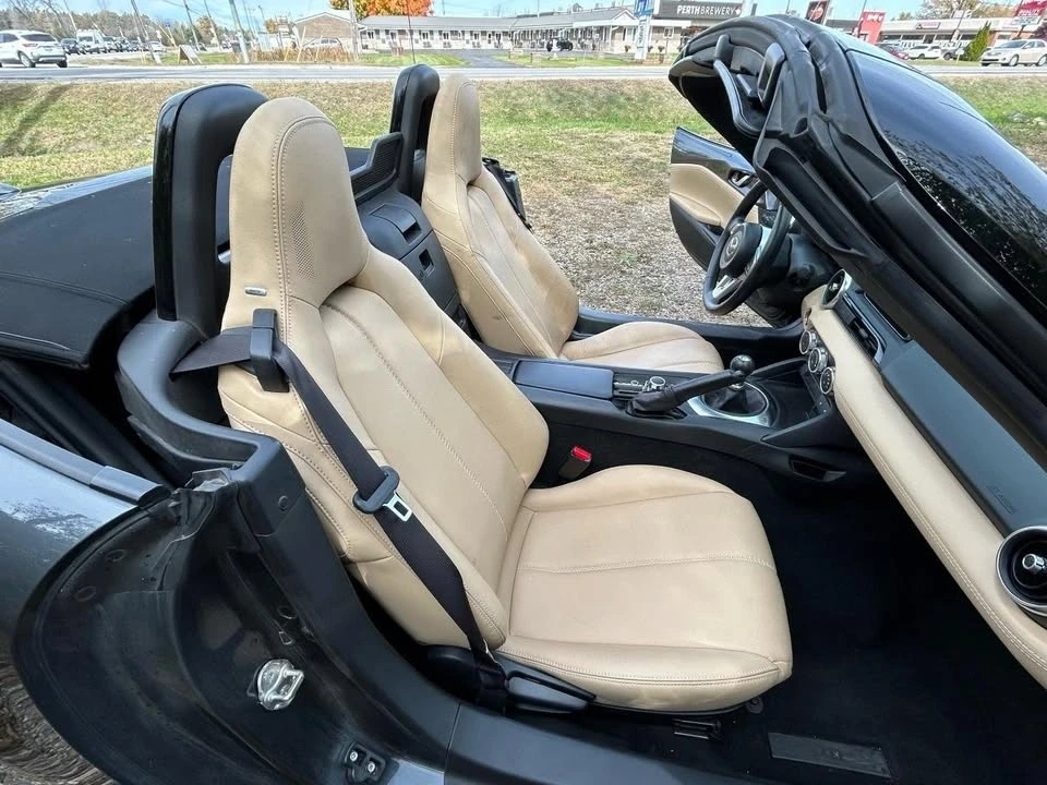2017 Mazda ND MX-5 Miata - Image 4 of 8