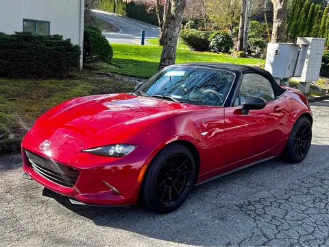 2017 Mazda MX-5 Miata Sport