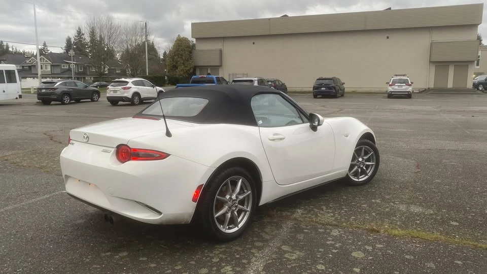 2017 Mazda ND MX-5 Miata - Image 3 of 8