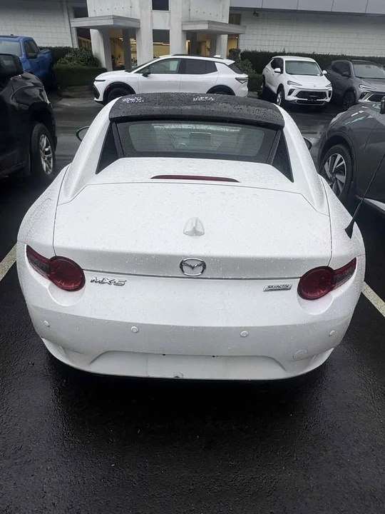 2017 Mazda ND MX-5 Miata - Image 3 of 4