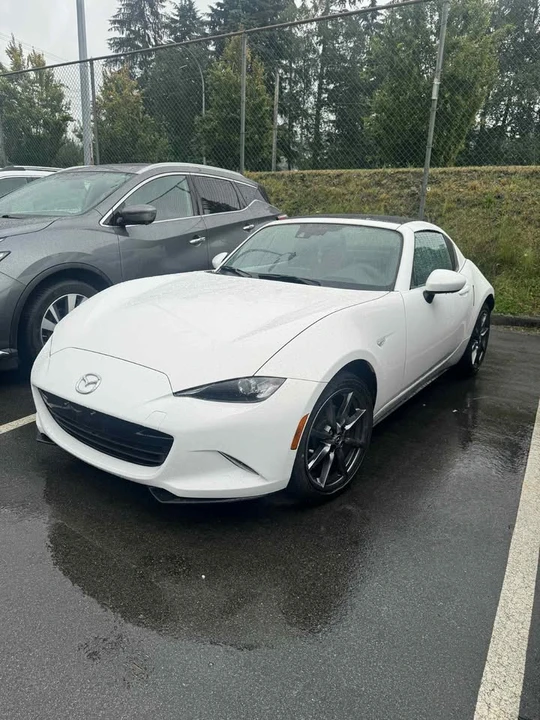2017 Mazda ND MX-5 Miata - Image 2 of 4