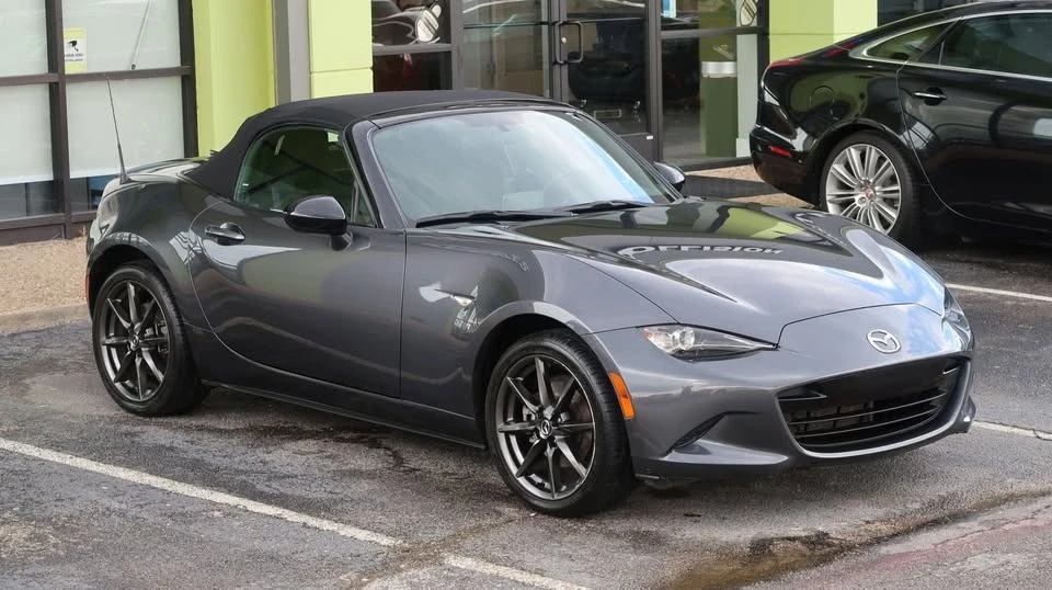 2017 Mazda ND MX-5 Miata - Image 5 of 12