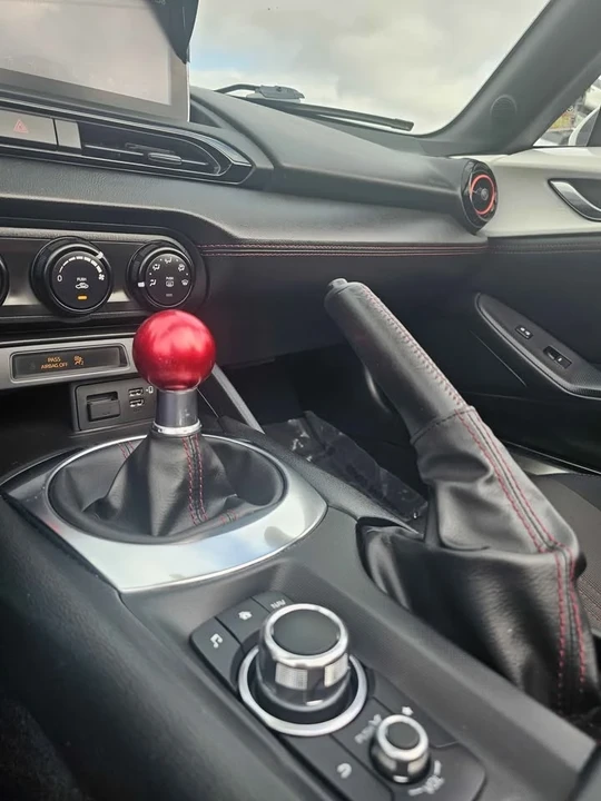 2017 Mazda ND MX-5 Miata - Image 5 of 17